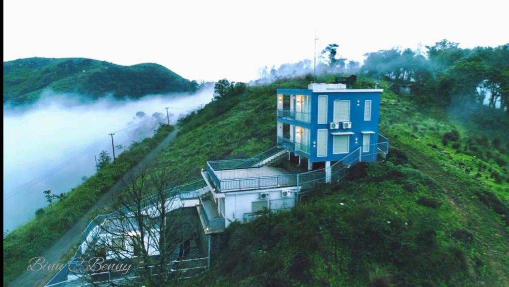 Munnar Valley Premium Resort – Where Comfort Meets Nature
